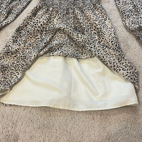 BB DAKOTA Steve Madden Taupe Leopard Print Smocked Mini Dress Size XS - Picture 10 of 12